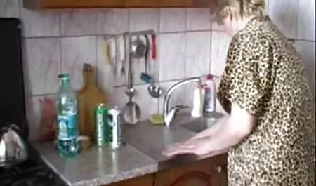 Я почав seks sestre грати на вулицях