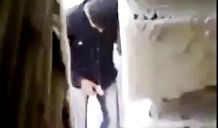 Вона погодилася вперше секс сестри зайнятися сексом з сусідом