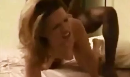 Янг попався на sestra i brat porno video кухні