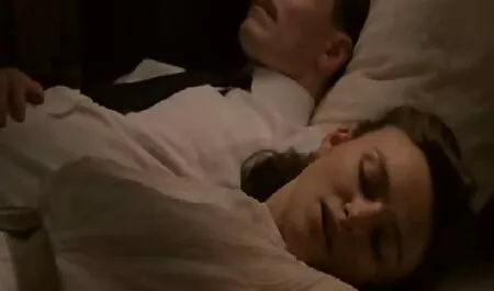 Американські солдати porn sestra гвалтують арабських жінок.