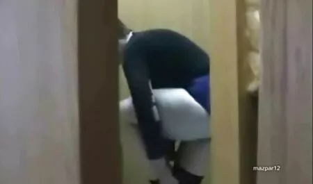 Висмоктаний секс сестри вчителем музики,