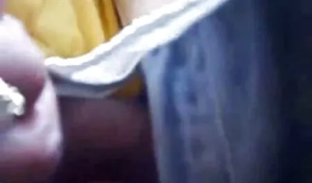 Блондинка їсть порно брат і сестра онлайн Діадор